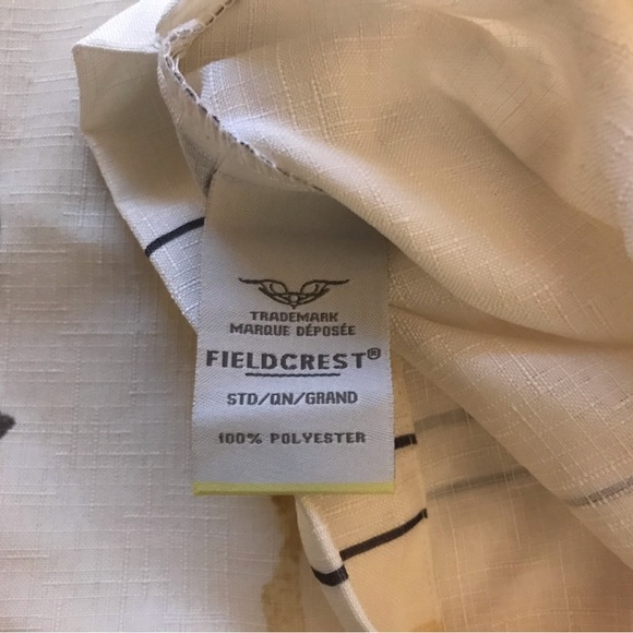 Fieldcrest Queen 3 pc Duvet Set - Picture 6 of 6